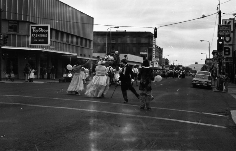 1980 Parade, Clowns 01