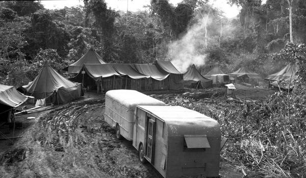 Finchhaffen Camp, Darkrooms