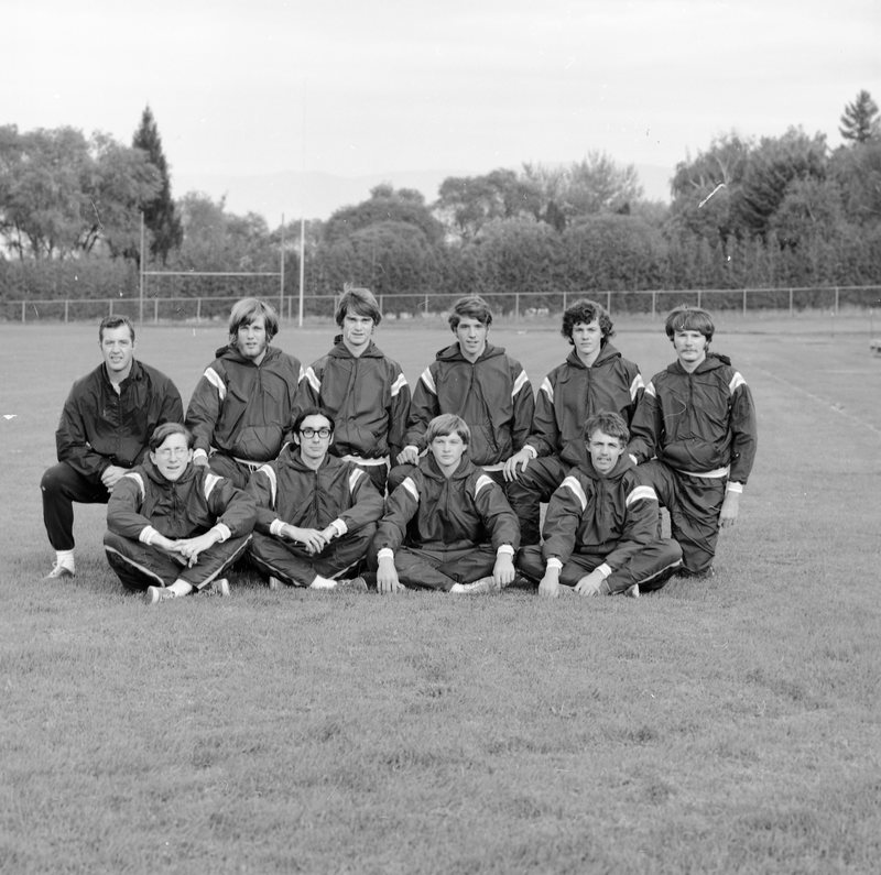1972 Cross Country Team 01