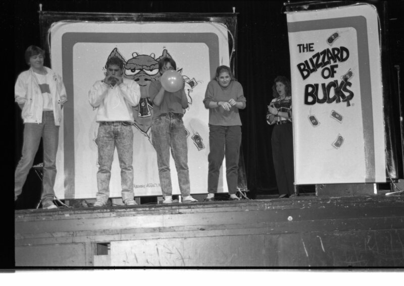 1989 Guest, The Buzzard of Bucks 32