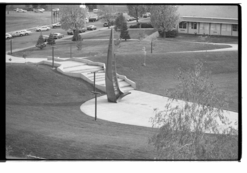 1988 Campus, Amphitheater 04