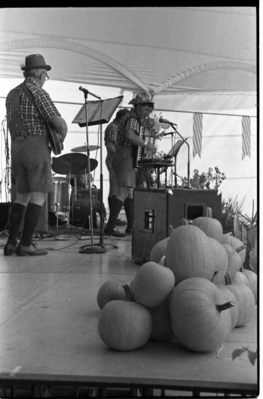 1989 Homecoming Dance, Band 05