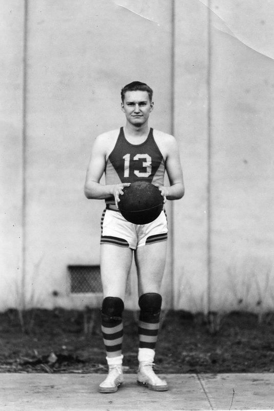 40's Basketball Player 4