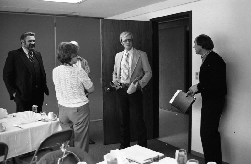 1985 Faculty, October Meeting 01
