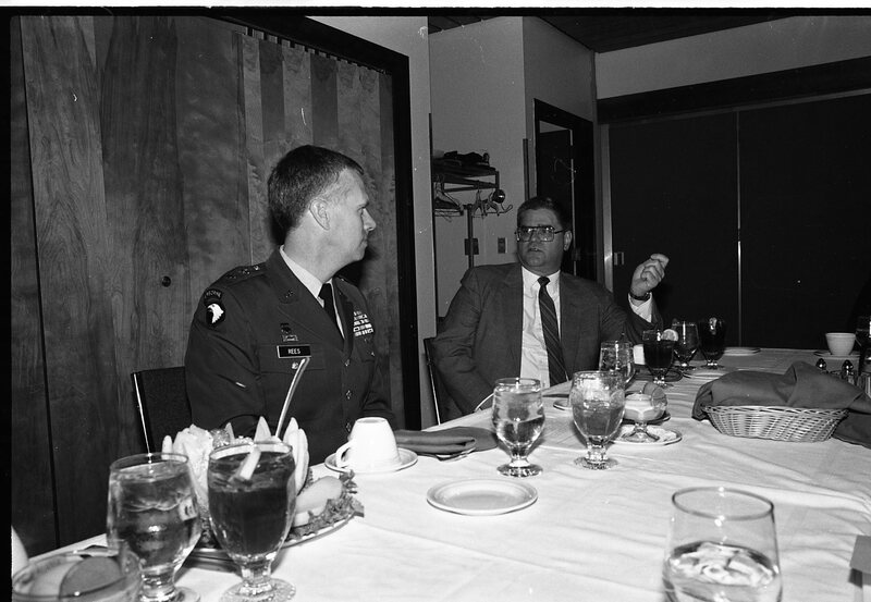1991 GOLD Program, National Guard Signing 07