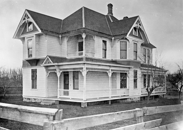 Union Home, Carpenter