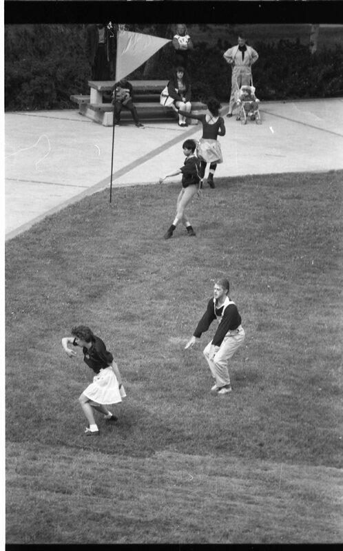 1990 Students, Performing 02