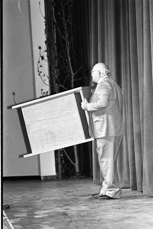 1991 Northwest Drama Conference, Ed Asner 02