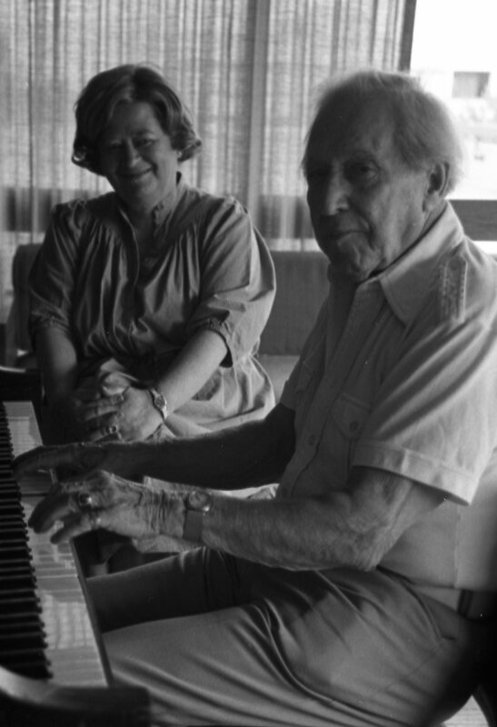 1985 Elderhostel Program, Piano Player 05