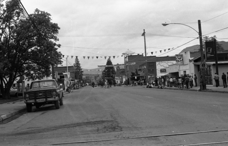 1981 Eastern Oregon Livestock Parade, Horses &amp; Riders 06