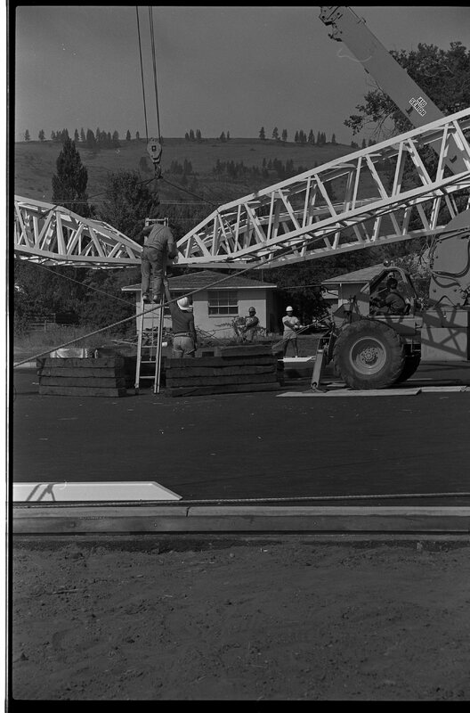 1988 Campus, Tennis Courts Construction 18