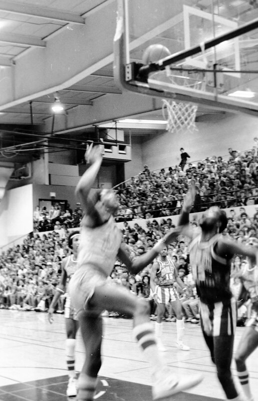 1983 Basketball, Harlem Globetrotters 13