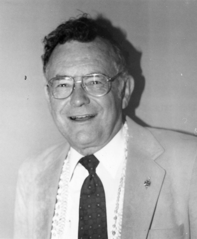 1988 Alumni Function, Award for George Fleshman 01