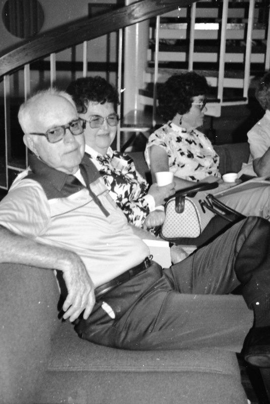 1987 50th Reunion, Classes of 1936-38, Social 06