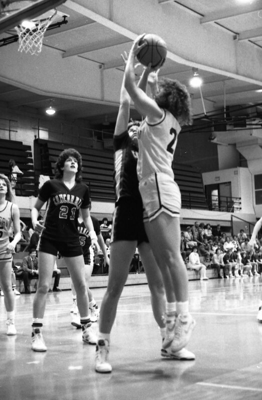 1988 Women's Basketball Action, Concordia at EOSC 17