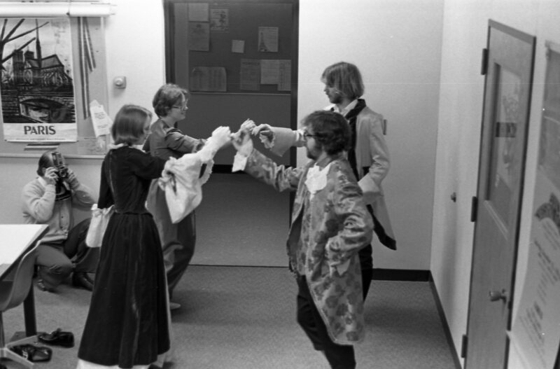 1977 Languages, French Club 05