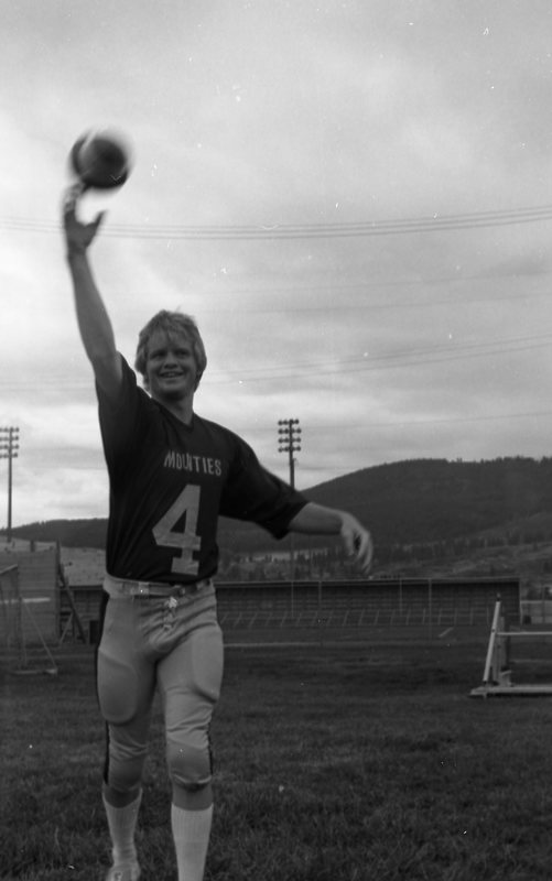 1980 Football Player, Portraits 03