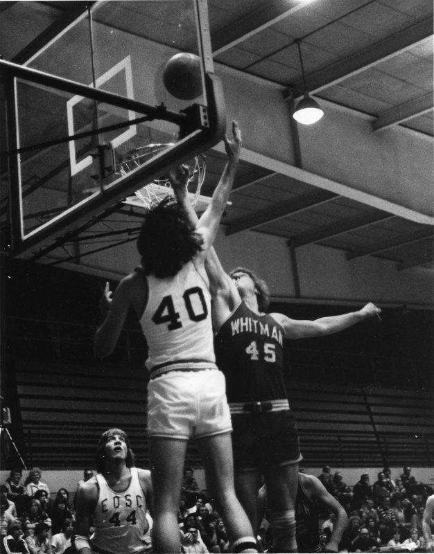 70's Basketball Action 10