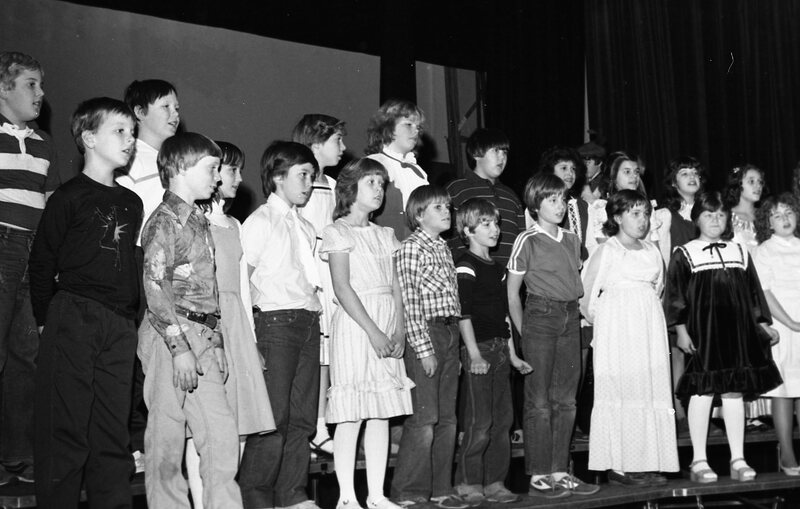 1983 Ackerman Elementary School, Christmas Program 08