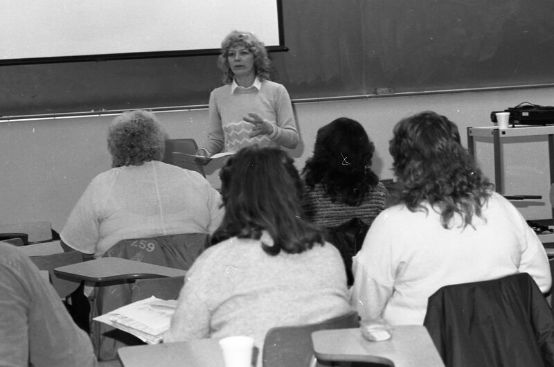 1985 Classroom, Professor Renece Neal Lecture 02