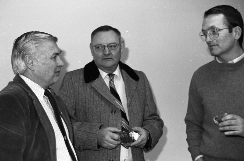 1986 Chancellor William "Bud" Davis, Employee Reception 02