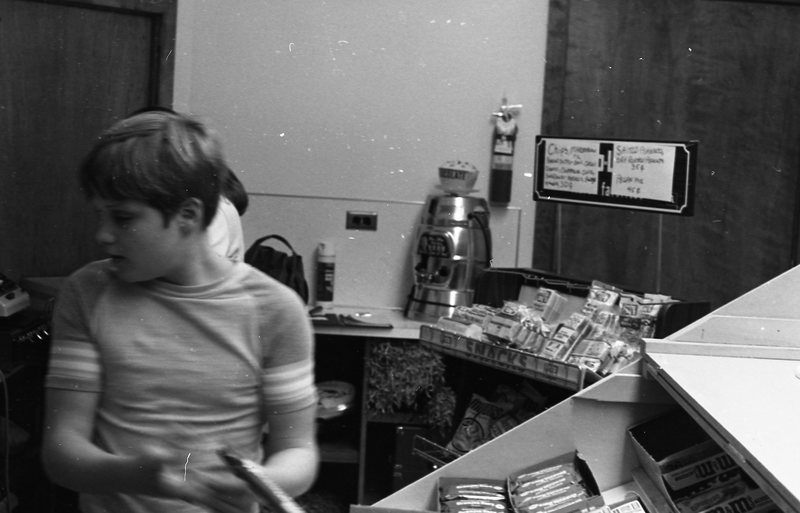1981 Campus, Snack Counter 04