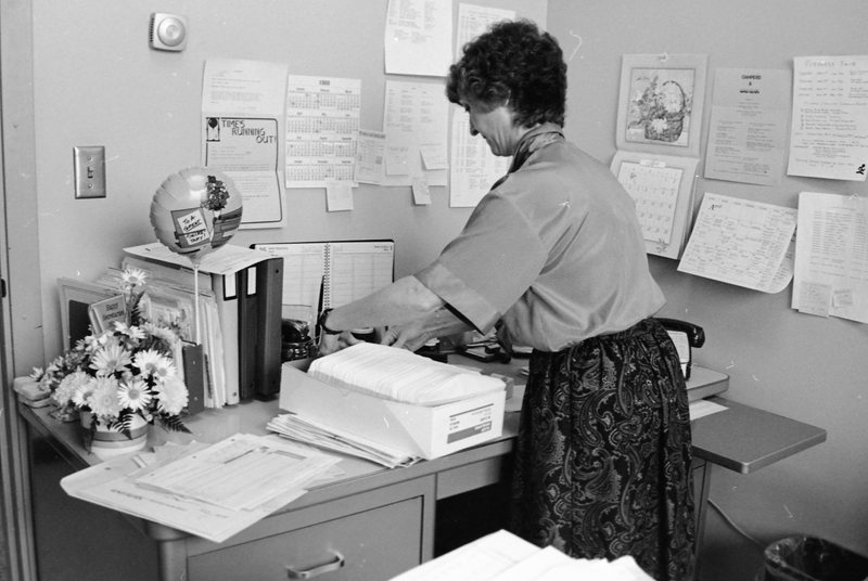 1988 Employee, Phyllis Arnst 01