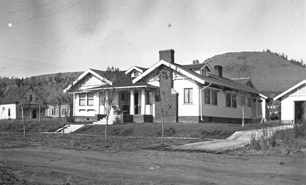 La Grande Home, Reuter-A 14