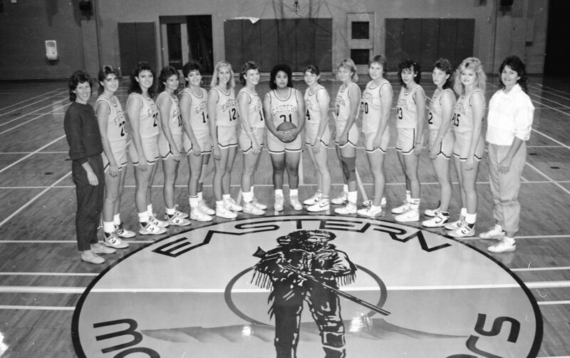 1987 Women's Basketball Team 04