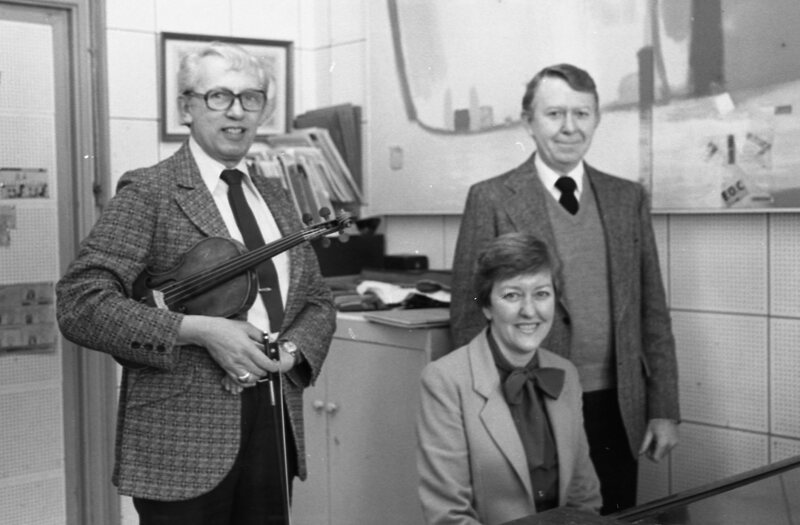 1984 Employees, Music 02