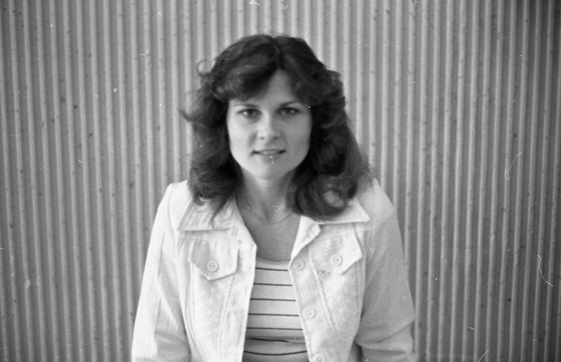 1980 Employee, Woman 05B