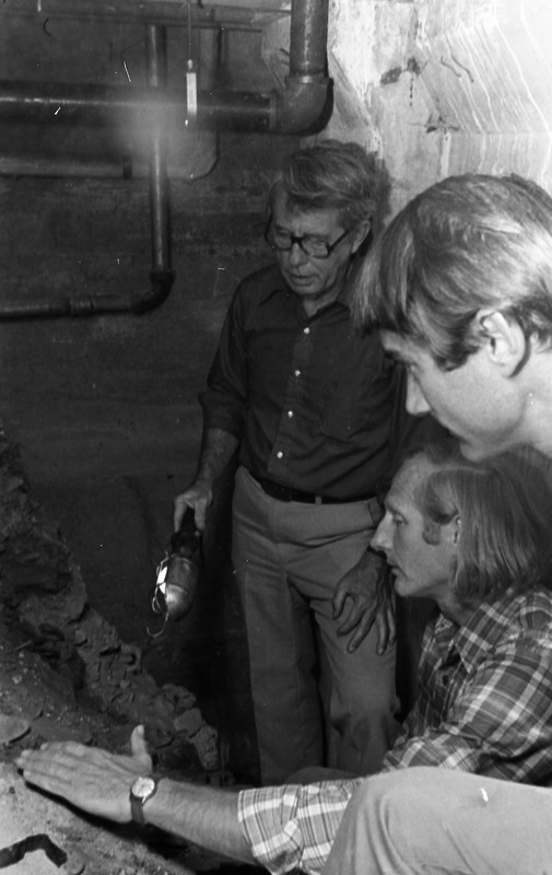 1978 Inlow Hall, Grave 08