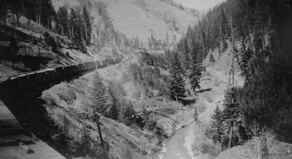 Oregon, Canyon Train 1