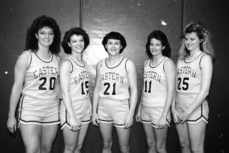 1988 Women's Basketball Players 09