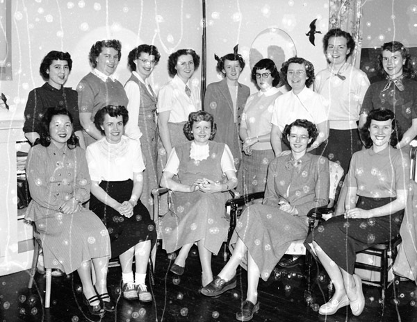 1949-50 Mom's Weekend Committee