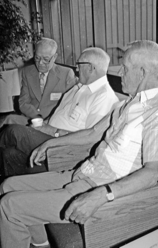 1987 50th Reunion, Classes of 1936-38, Social 05