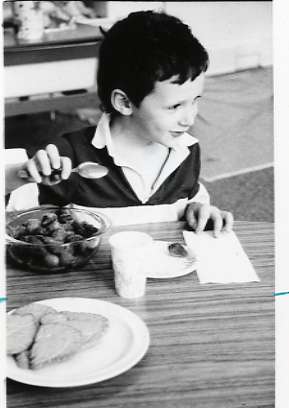 1989 Ackerman Elementary School, Snacks 01