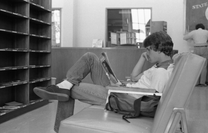 1978 Walter M. Pierce Library, Usage 06