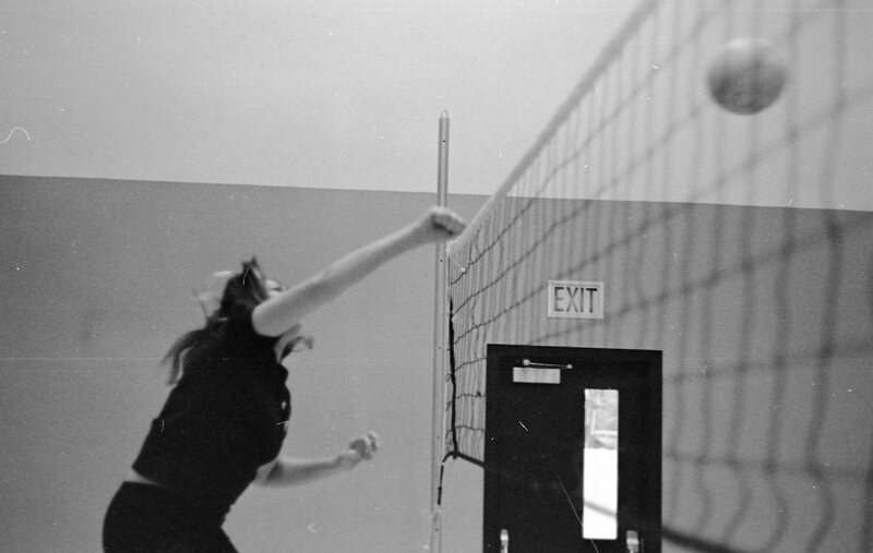 1972 Volleyball Action 03