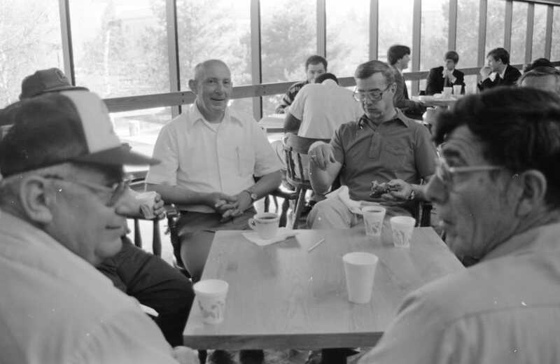 1988 Hoke Hall, Cafeteria 03