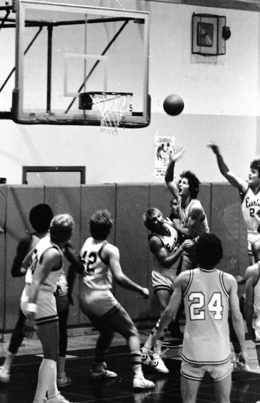 1983 Men's Basketball, EOSC vs. Idaho State, Action 25
