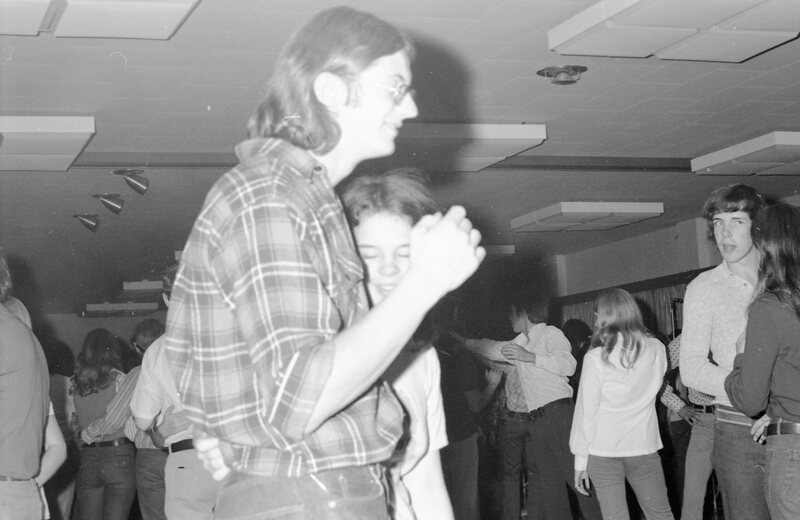 1972 Dance, Live Band 02