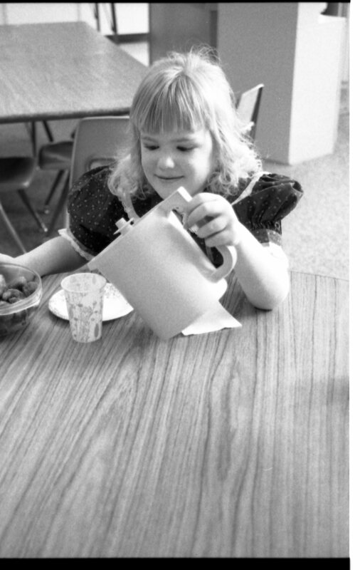 1989 Ackerman Elementary School, Snacks 09