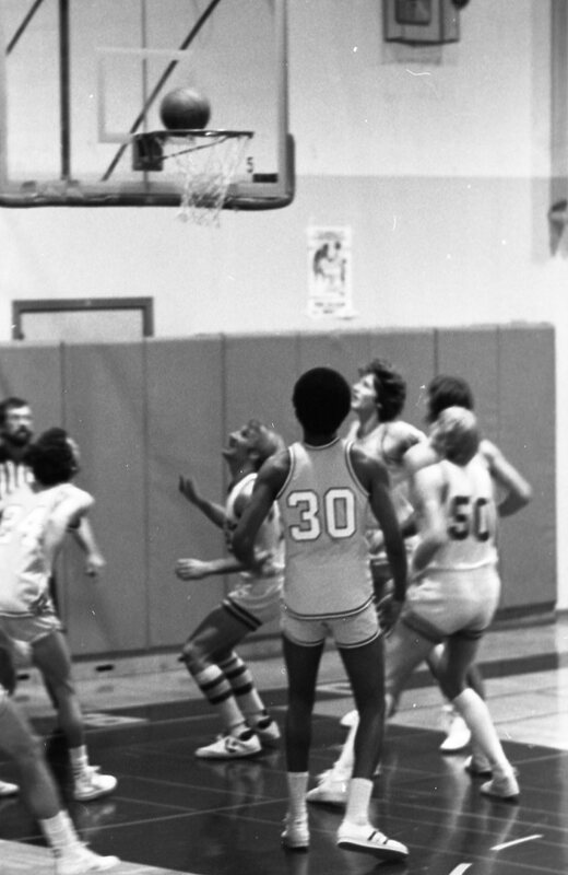 1983 Men's Basketball, EOSC vs. Idaho State, Action 14