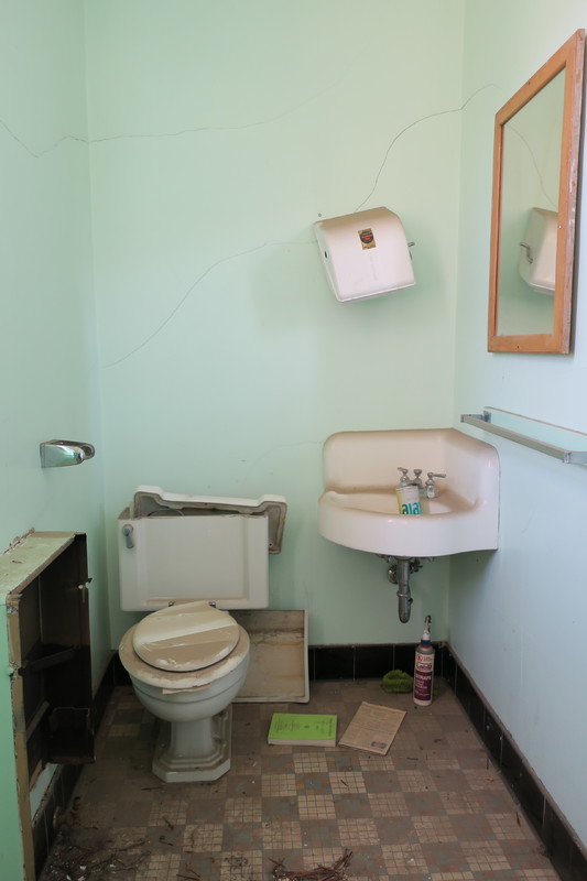 Dorian and Hunt Hall 209
