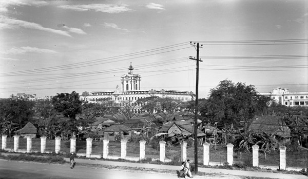 Manila, Santo Tomas University 1
