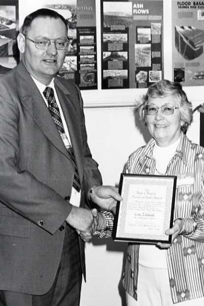 1980 Award Presentation, Teacher