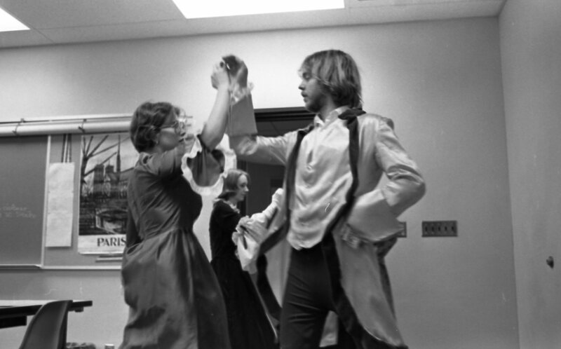 1977 Languages, French Club 19