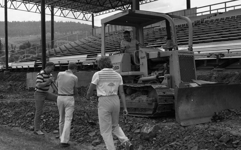 1984 Stadium Construction 14