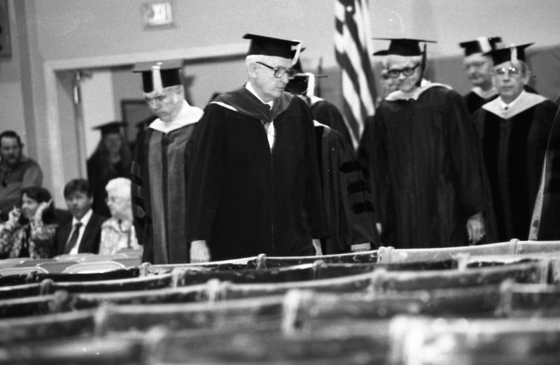 1986 Graduation, Faculty Walk 01